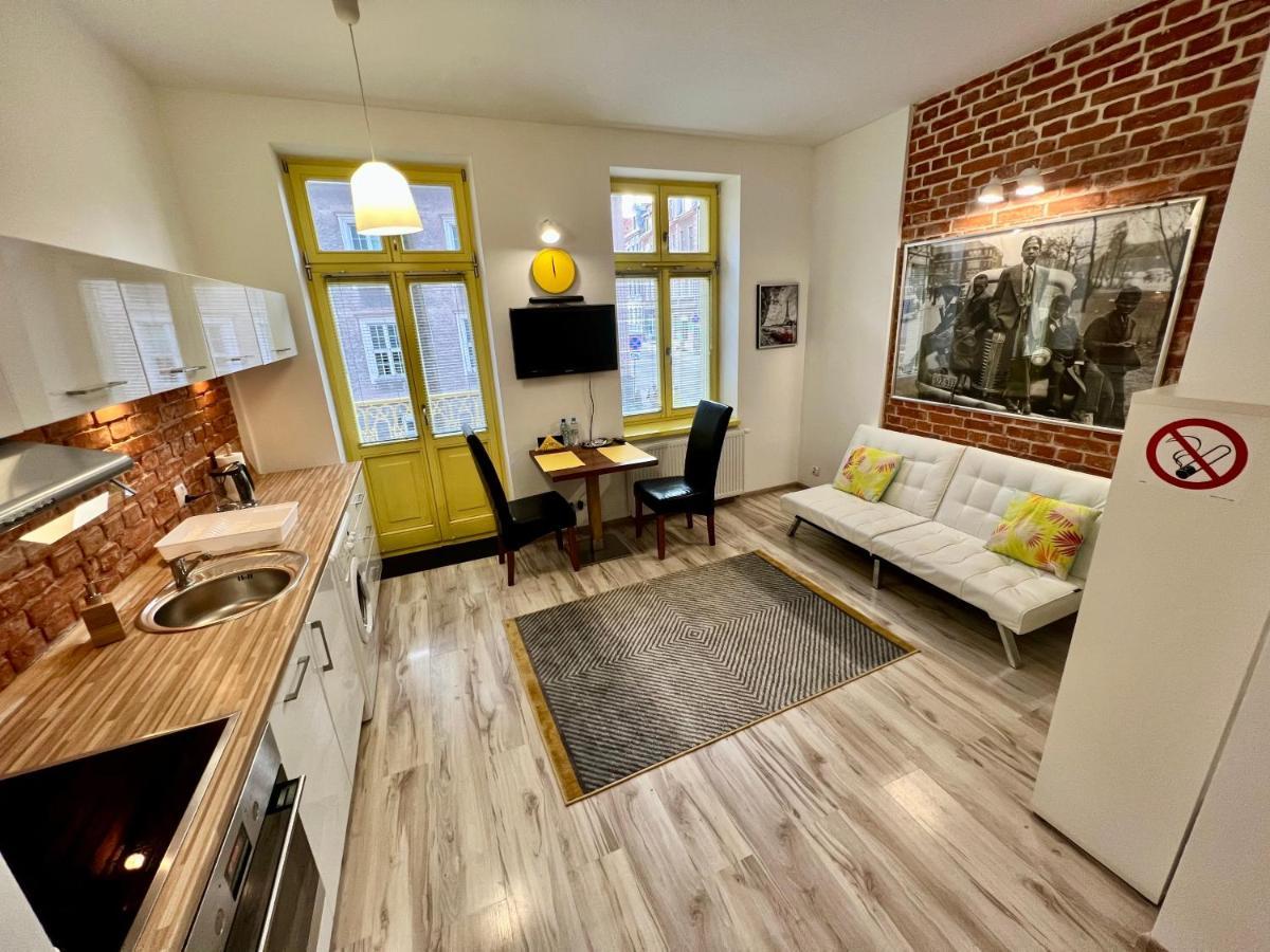 Red&Yellow Apartments Centrum Olsztyn  Ngoại thất bức ảnh