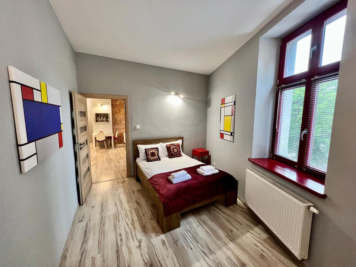 Red&Yellow Apartments Centrum Olsztyn  Ngoại thất bức ảnh