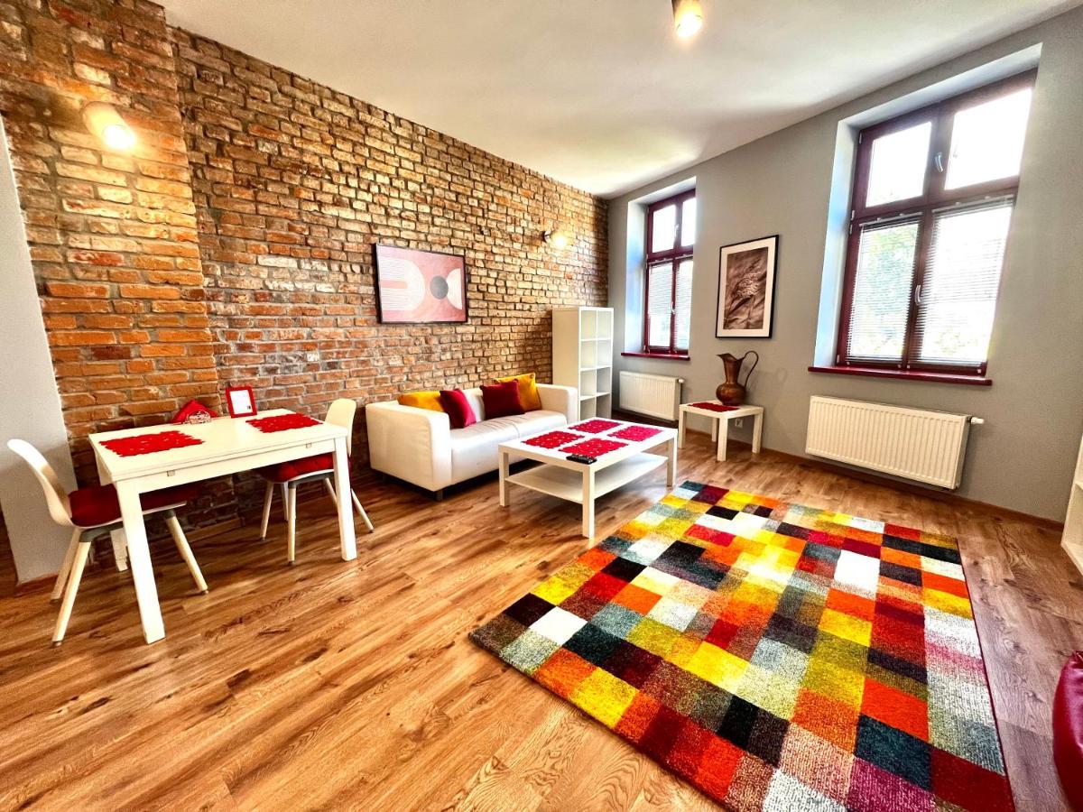 Red&Yellow Apartments Centrum Olsztyn  Ngoại thất bức ảnh