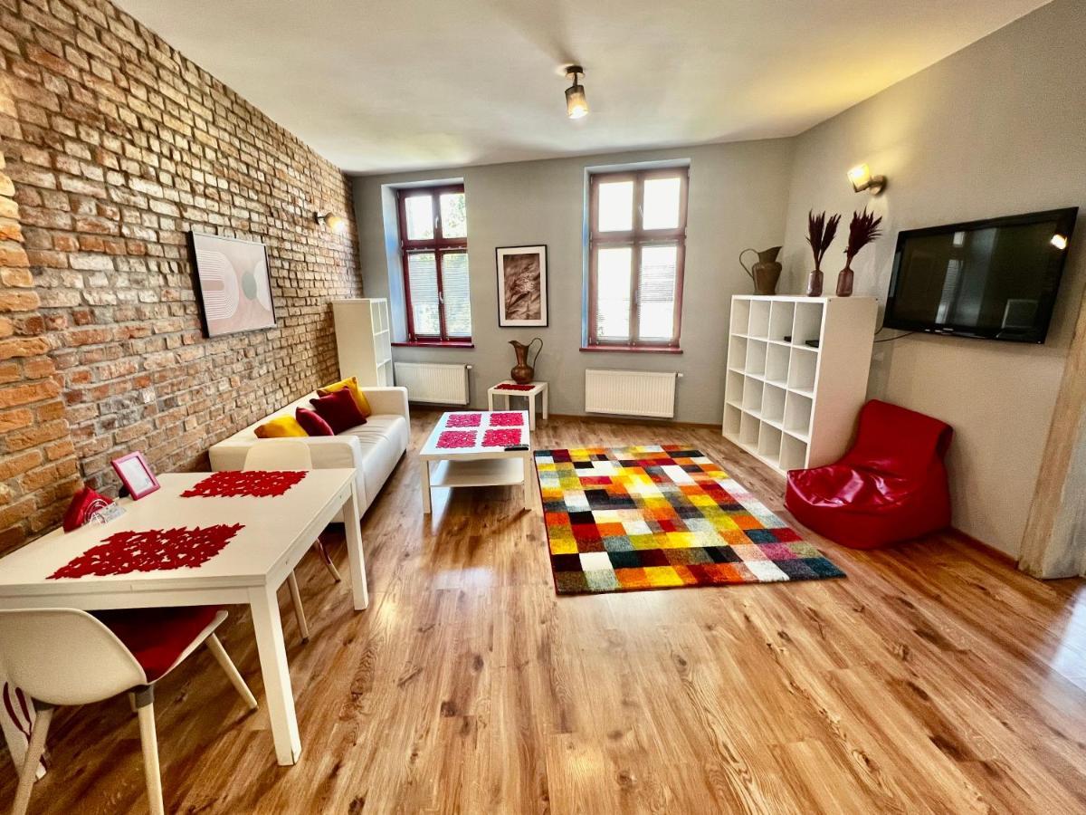 Red&Yellow Apartments Centrum Olsztyn  Ngoại thất bức ảnh