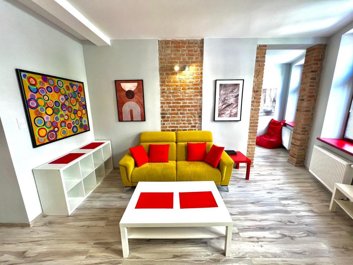 Red&Yellow Apartments Centrum Olsztyn  Ngoại thất bức ảnh