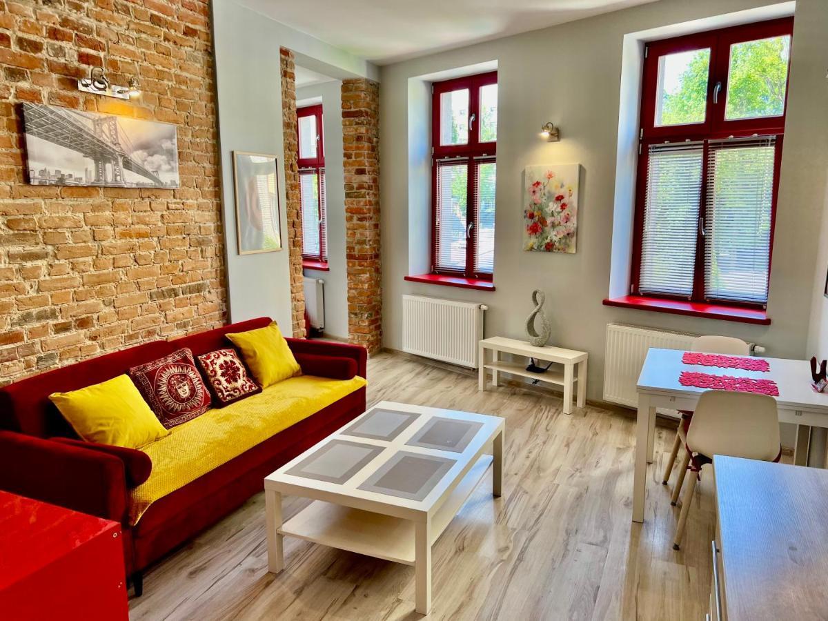 Red&Yellow Apartments Centrum Olsztyn  Ngoại thất bức ảnh