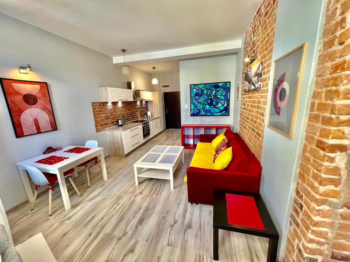 Red&Yellow Apartments Centrum Olsztyn  Ngoại thất bức ảnh